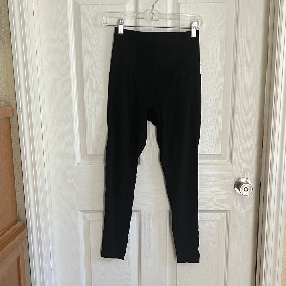 HALARA Black Leggings 7/8